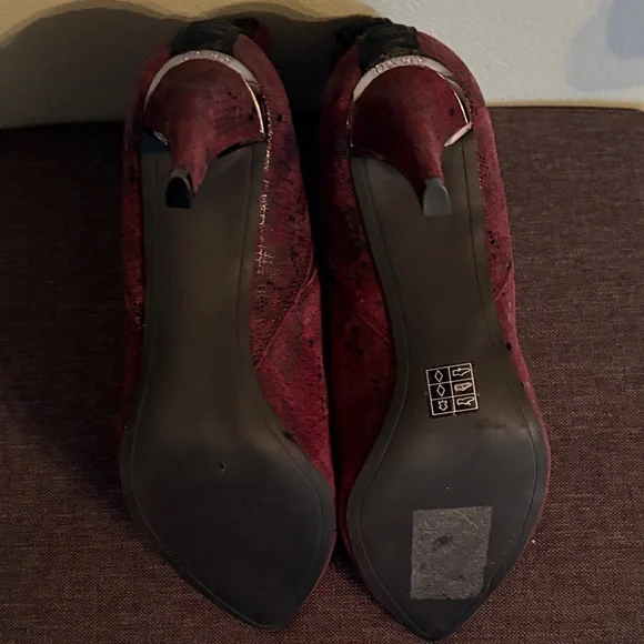 DKNY Maroon Ankle Booties - Picture 5 of 5